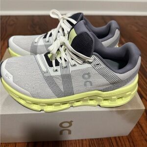 On Running Cloudgo Wide Sneakers